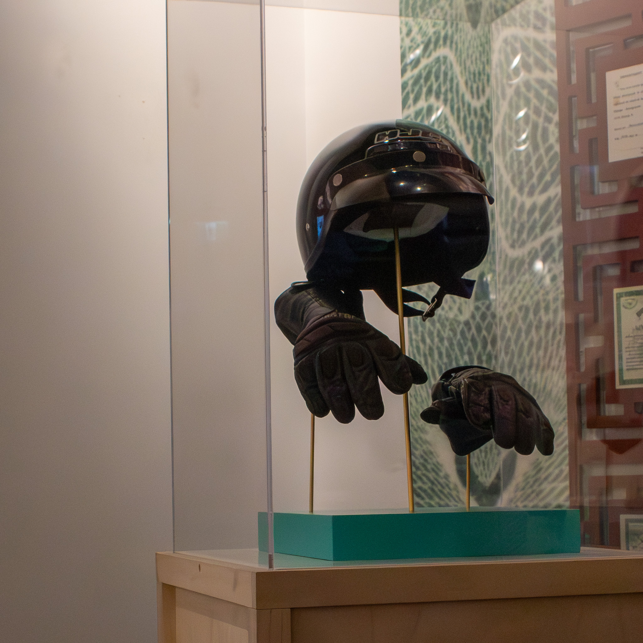 Motorcycle helmet and gloves
